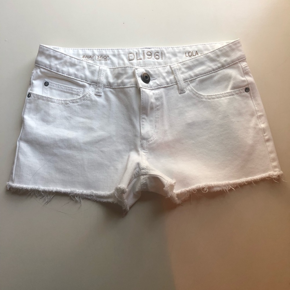 DL1961 White Lola Shorts